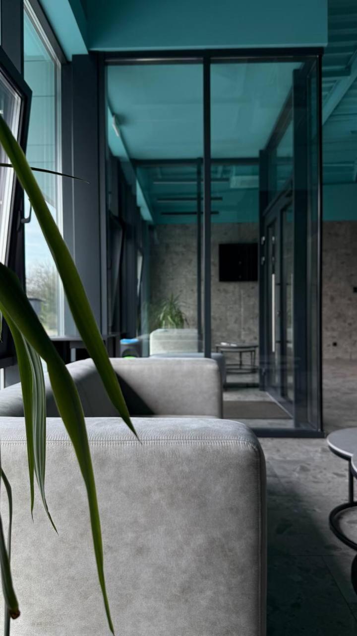 Al Mar Hotel Schaslyve 外观 照片